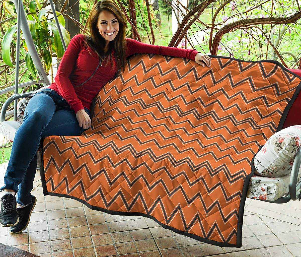 Halloween Zig Zag Pattern Print Quilt