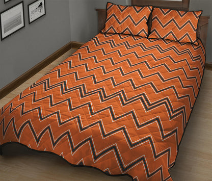 Halloween Zig Zag Pattern Print Quilt Bed Set