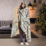 Hand Drawn Mantis Pattern Print Hooded Blanket