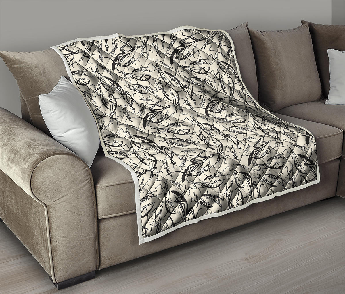 Hand Drawn Mantis Pattern Print Quilt