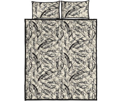 Hand Drawn Mantis Pattern Print Quilt Bed Set