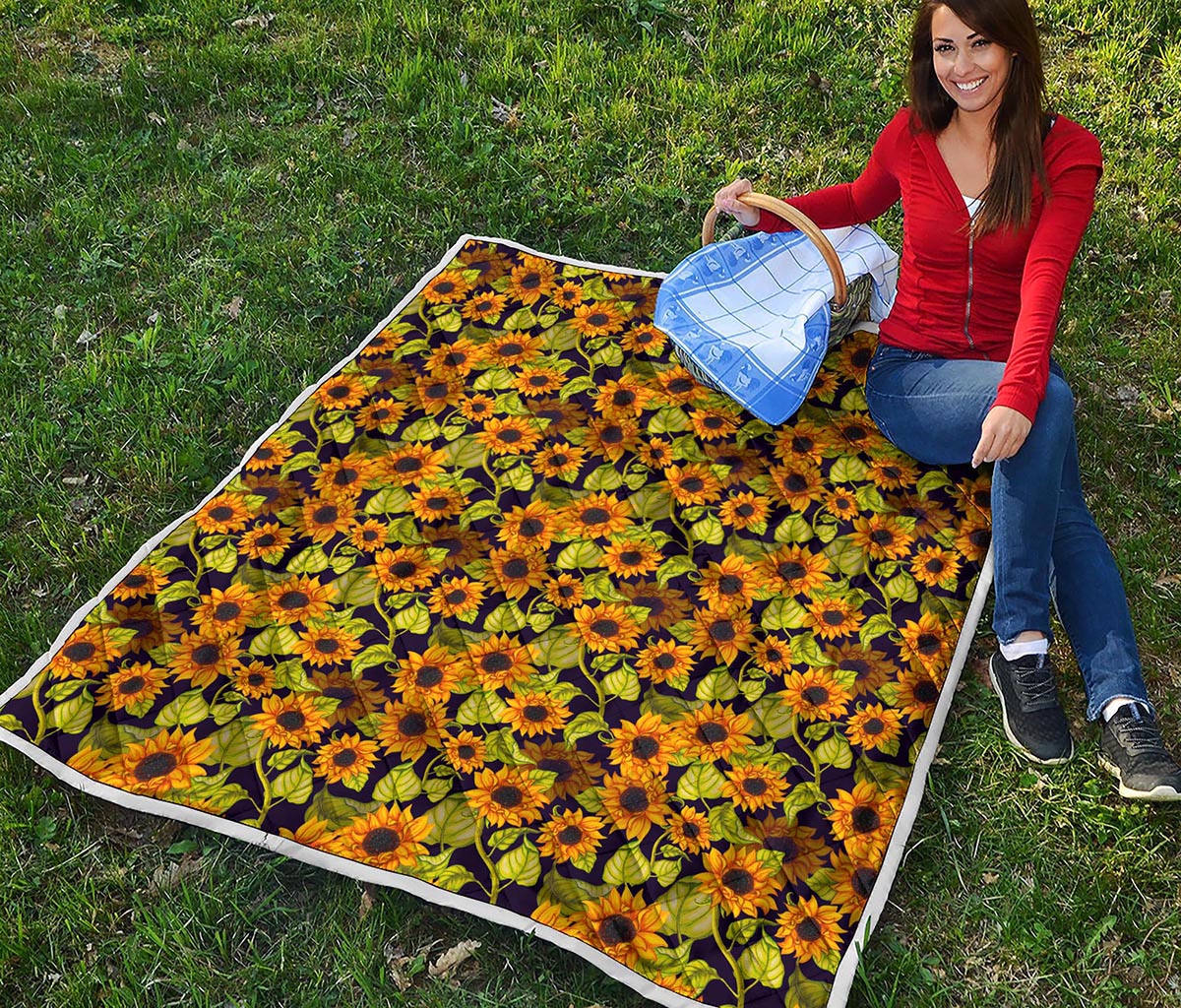 Hand Drawn Sunflower Pattern Print Quilt