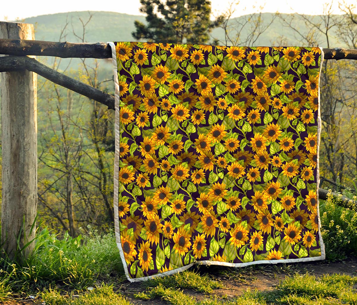Hand Drawn Sunflower Pattern Print Quilt