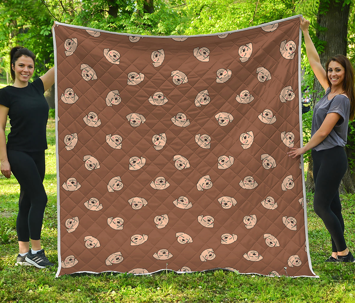 Happy Labrador Retriever Pattern Print Quilt