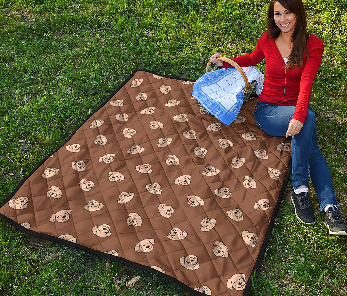 Happy Labrador Retriever Pattern Print Quilt