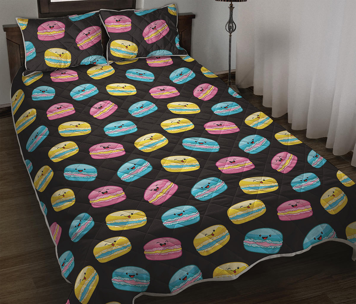 Happy Macarons Pattern Print Quilt Bed Set