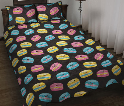 Happy Macarons Pattern Print Quilt Bed Set