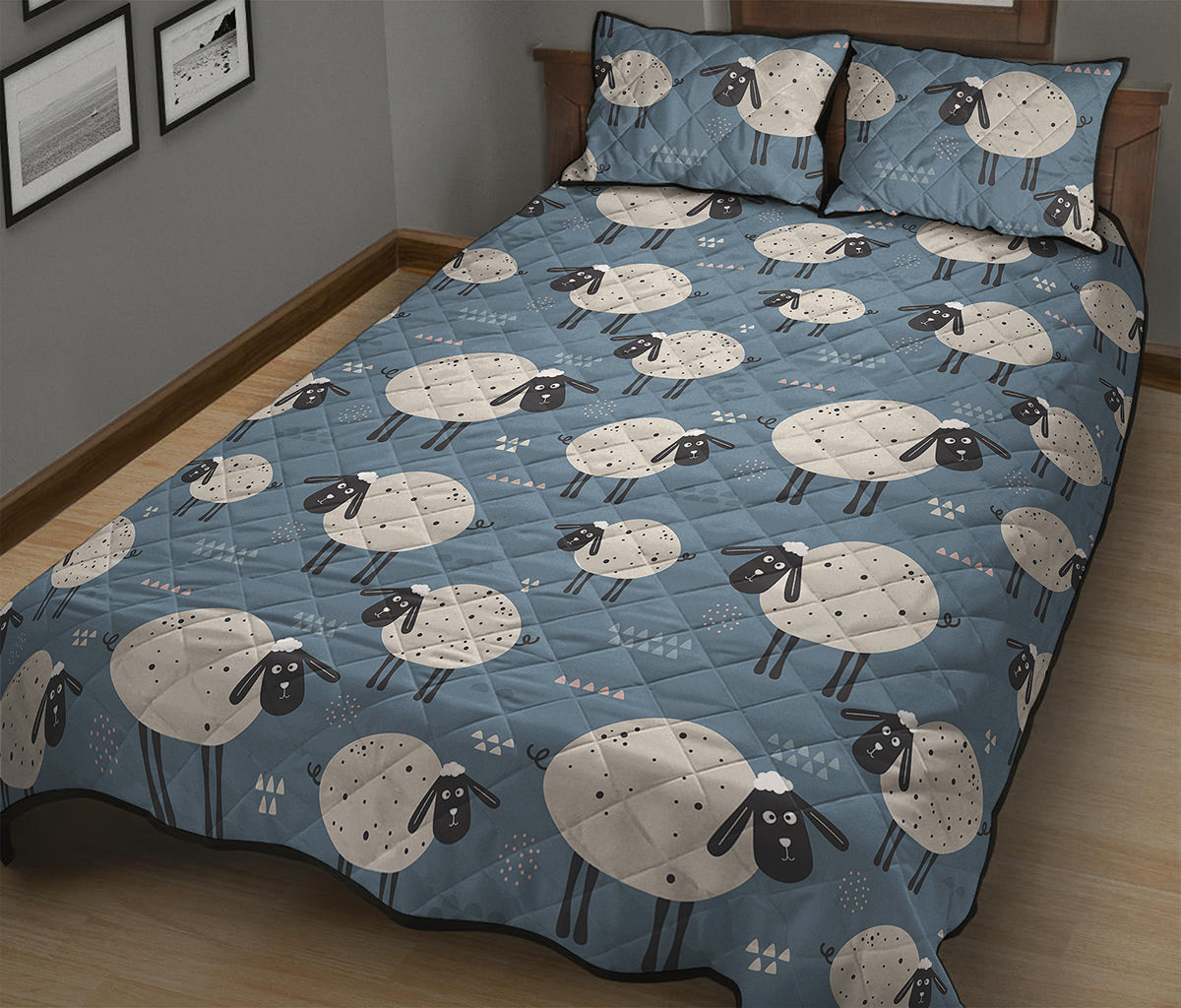 Happy Sheep Pattern Print Quilt Bed Set