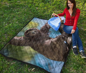 Happy Sloth Print Quilt