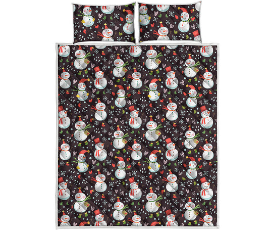 Happy Snowman Pattern Print Quilt Bed Set