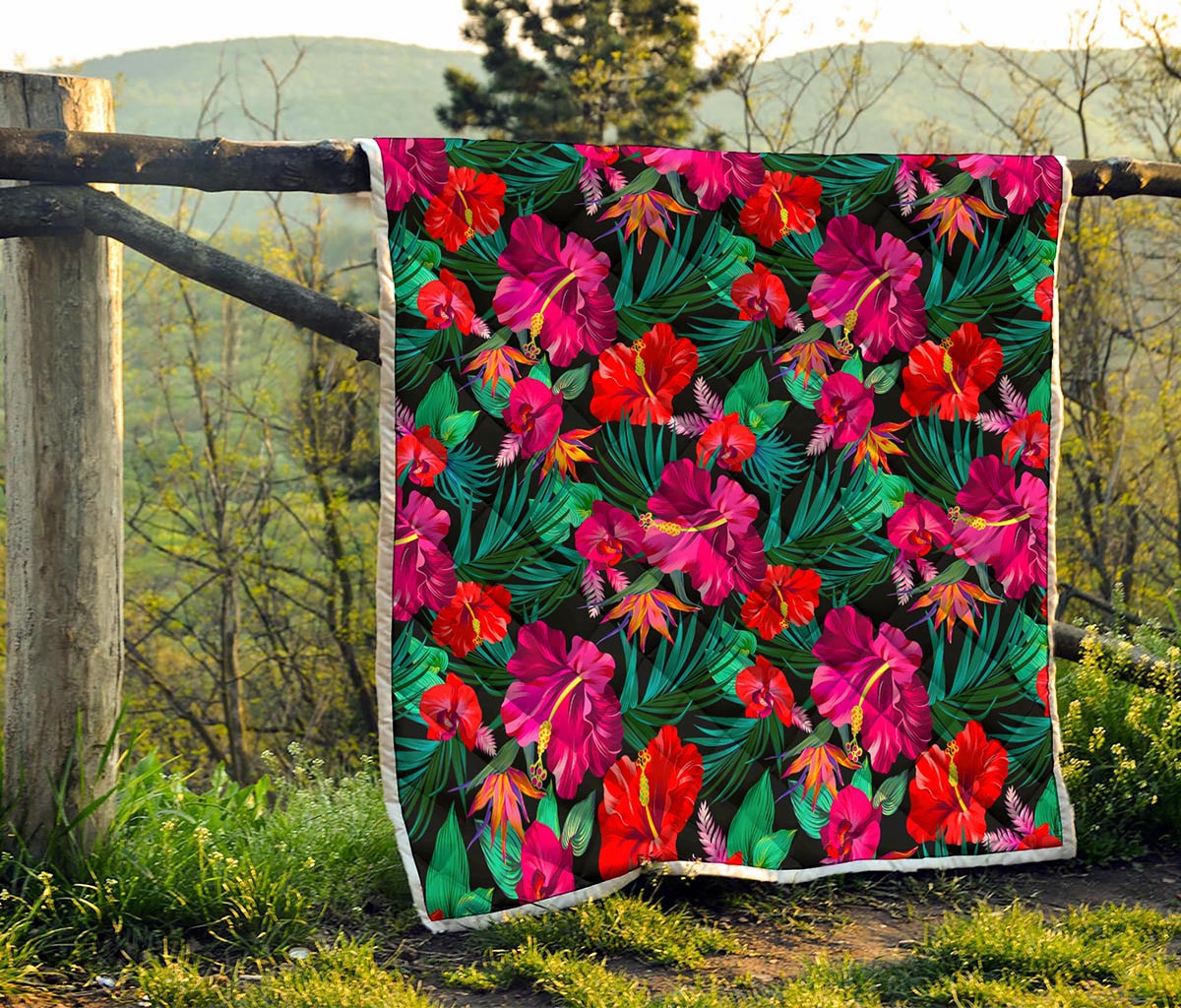 Hawaii Floral Flowers Pattern Print Quilt