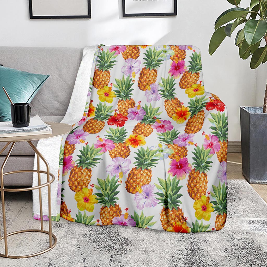 Hawaii Hibiscus Pineapple Pattern Print Blanket