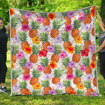 Hawaii Hibiscus Pineapple Pattern Print Quilt