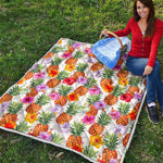 Hawaii Hibiscus Pineapple Pattern Print Quilt