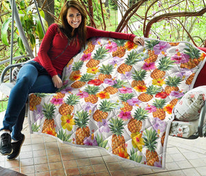 Hawaii Hibiscus Pineapple Pattern Print Quilt