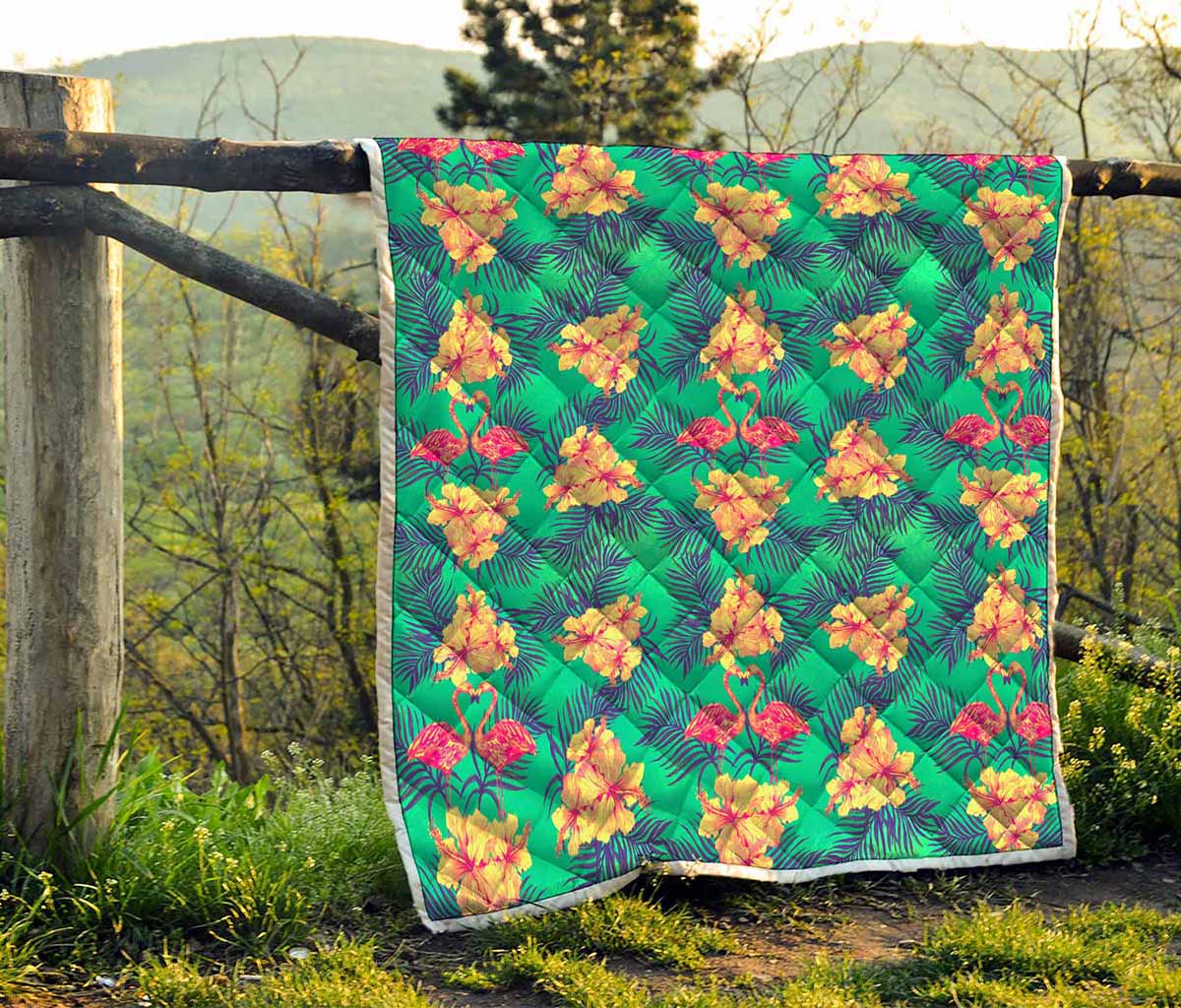 Hawaii Tropical Paradise Pattern Print Quilt