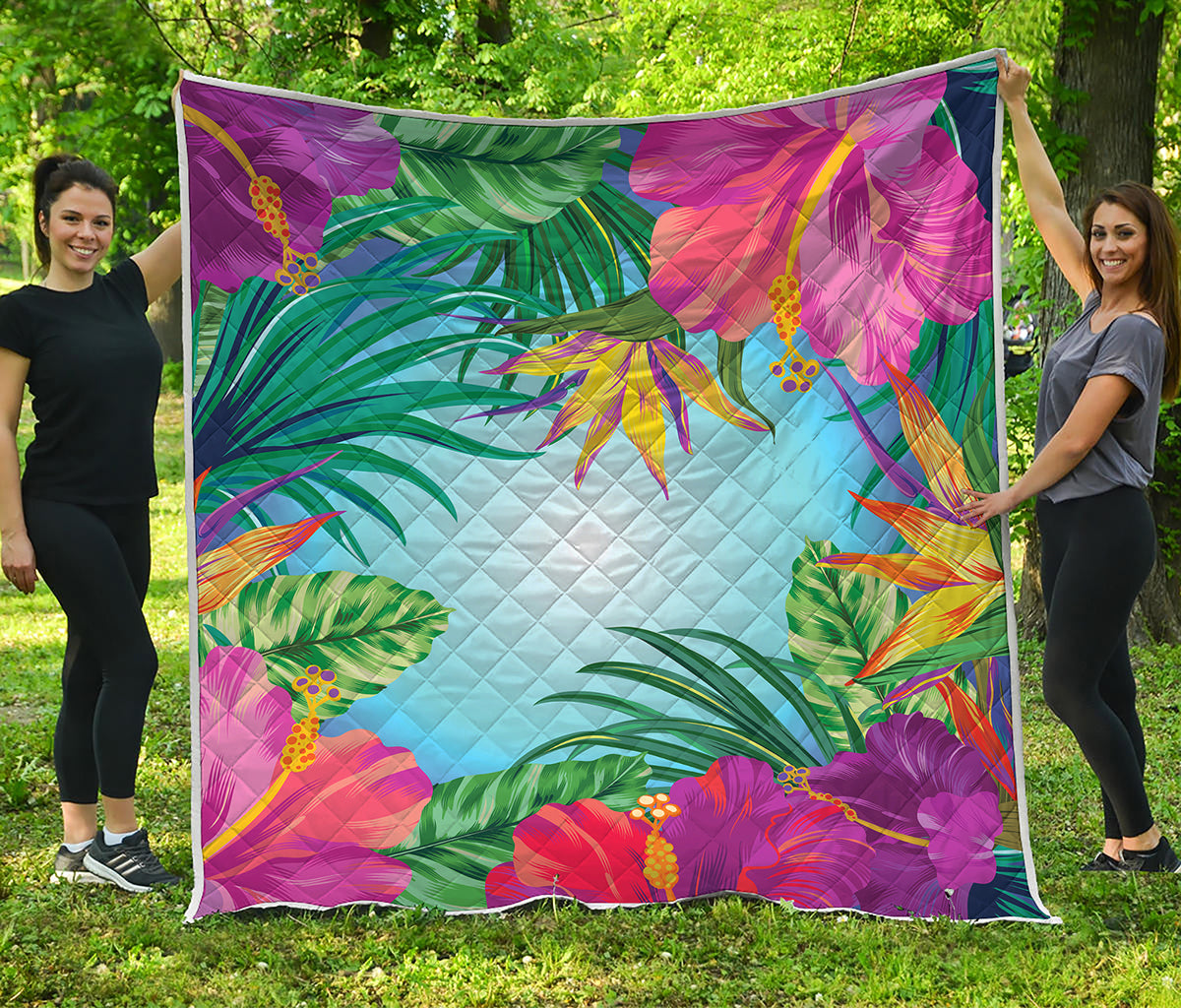 Hawaiian Aloha Flower Print Quilt