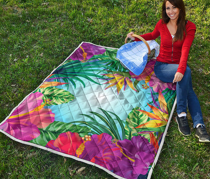 Hawaiian Aloha Flower Print Quilt