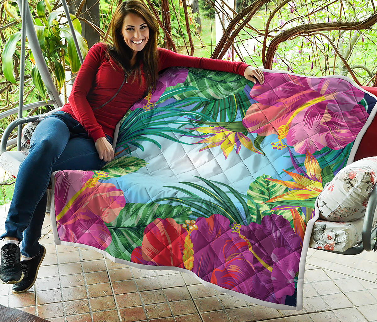Hawaiian Aloha Flower Print Quilt