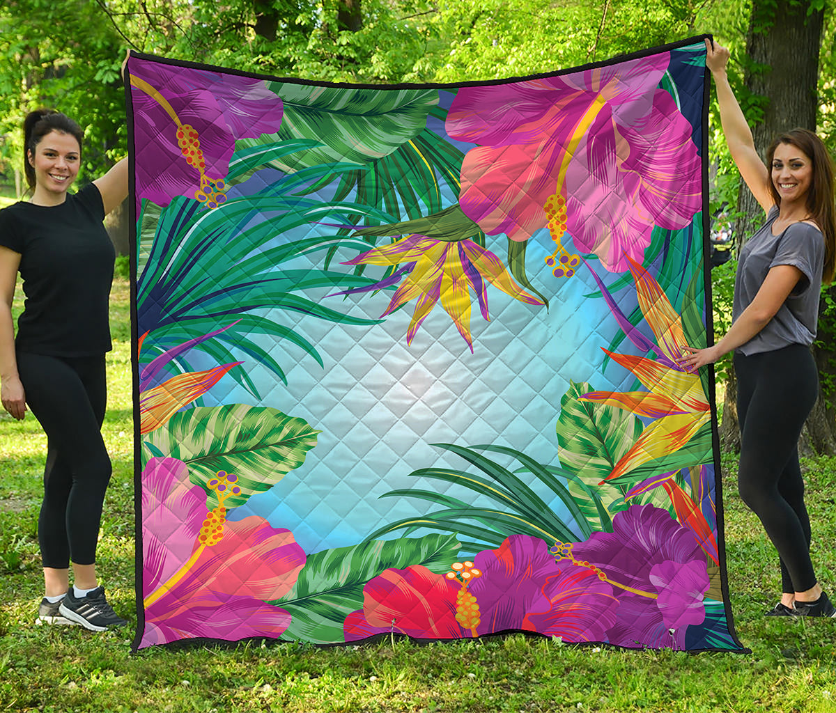 Hawaiian Aloha Flower Print Quilt