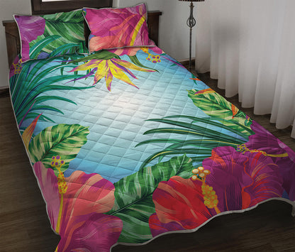 Hawaiian Aloha Flower Print Quilt Bed Set