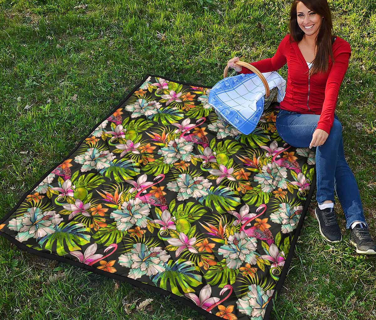 Hawaiian Aloha Tropical Pattern Print Quilt