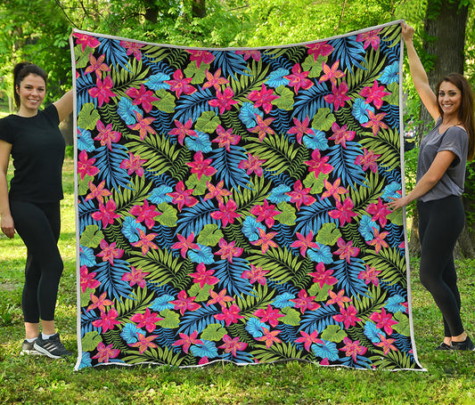Hawaiian Floral Pattern Print Quilt
