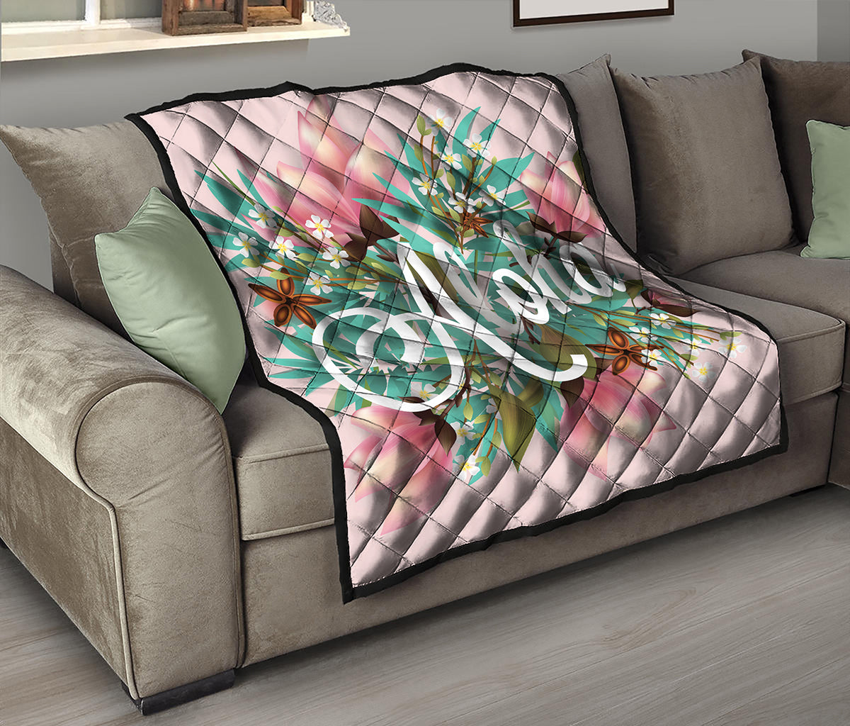 Hawaiian Flower Aloha Print Quilt