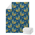 Hawaiian Tiki Pattern Print Blanket