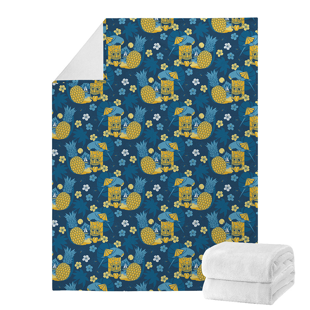 Hawaiian Tiki Pattern Print Blanket