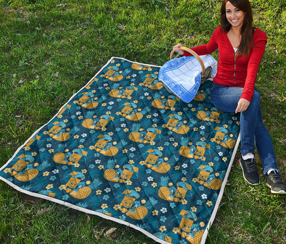 Hawaiian Tiki Pattern Print Quilt