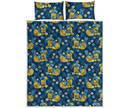 Hawaiian Tiki Pattern Print Quilt Bed Set