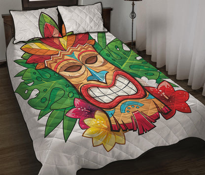 Hawaiian Tiki Print Quilt Bed Set