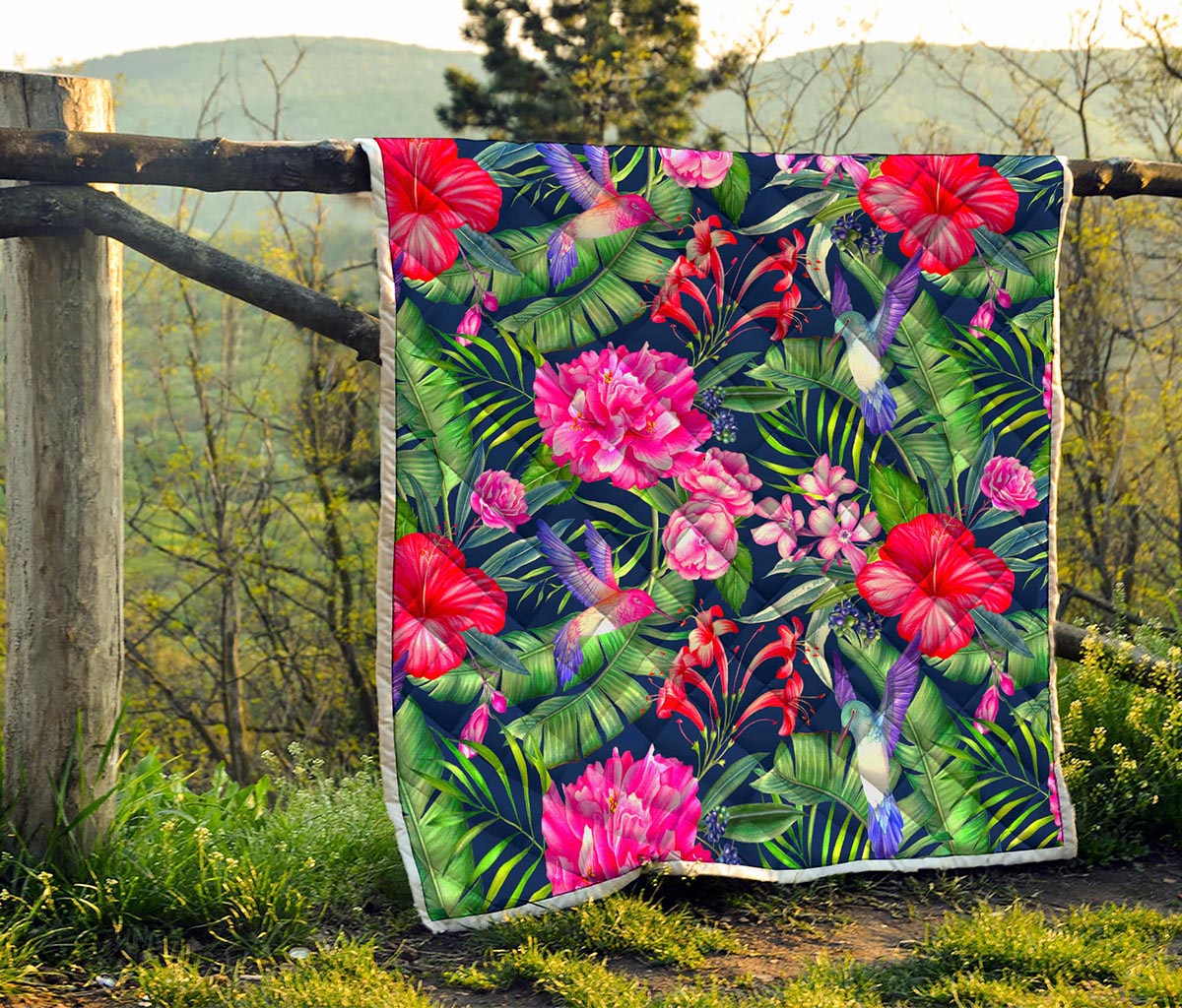 Hawaiian Tropical Birds Pattern Print Quilt