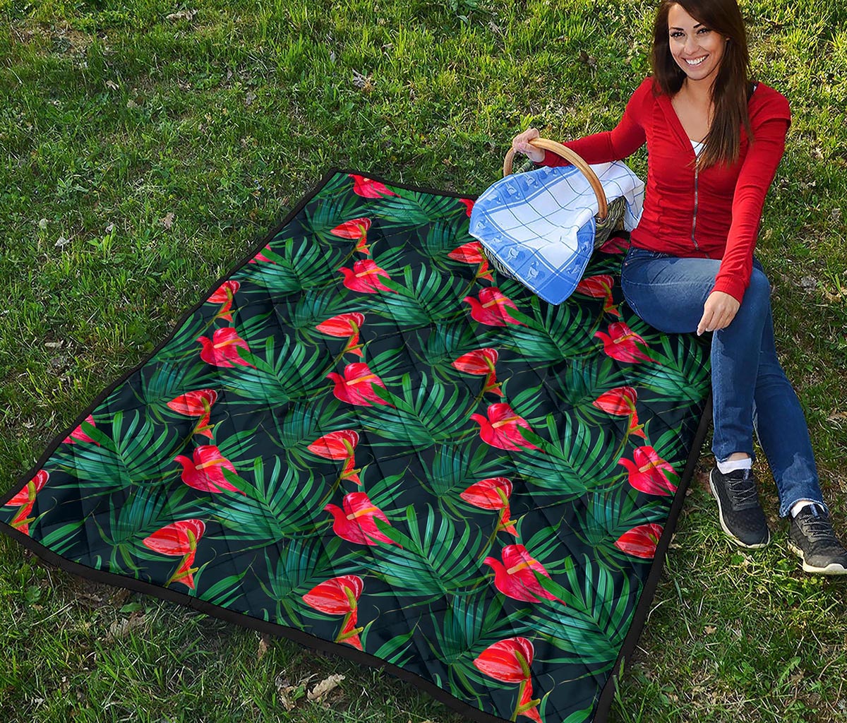 Hawaiian Tropical Flowers Pattern Print Quilt