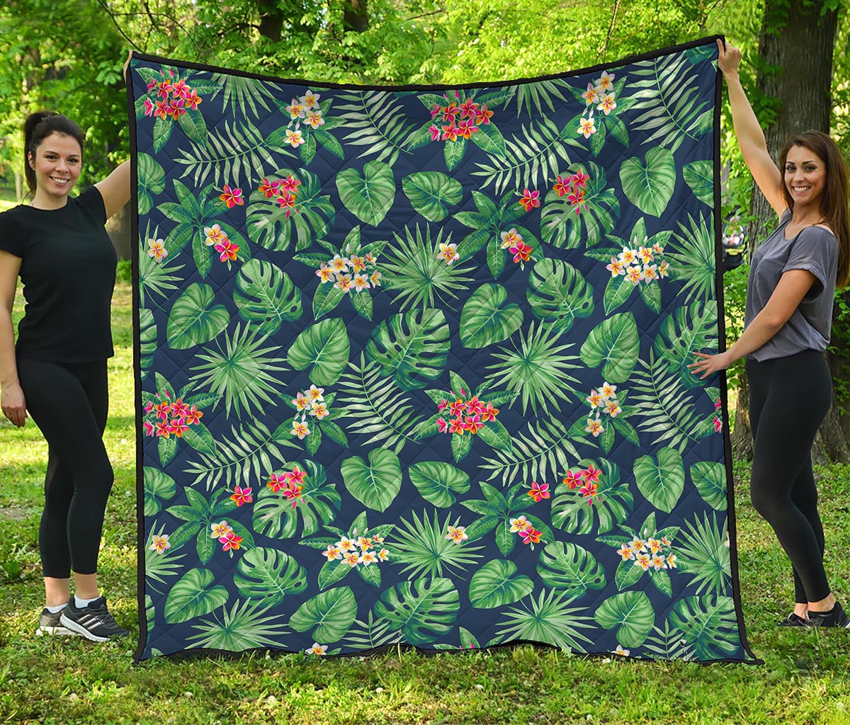Hawaiian Tropical Leaves Pattern Print Quilt