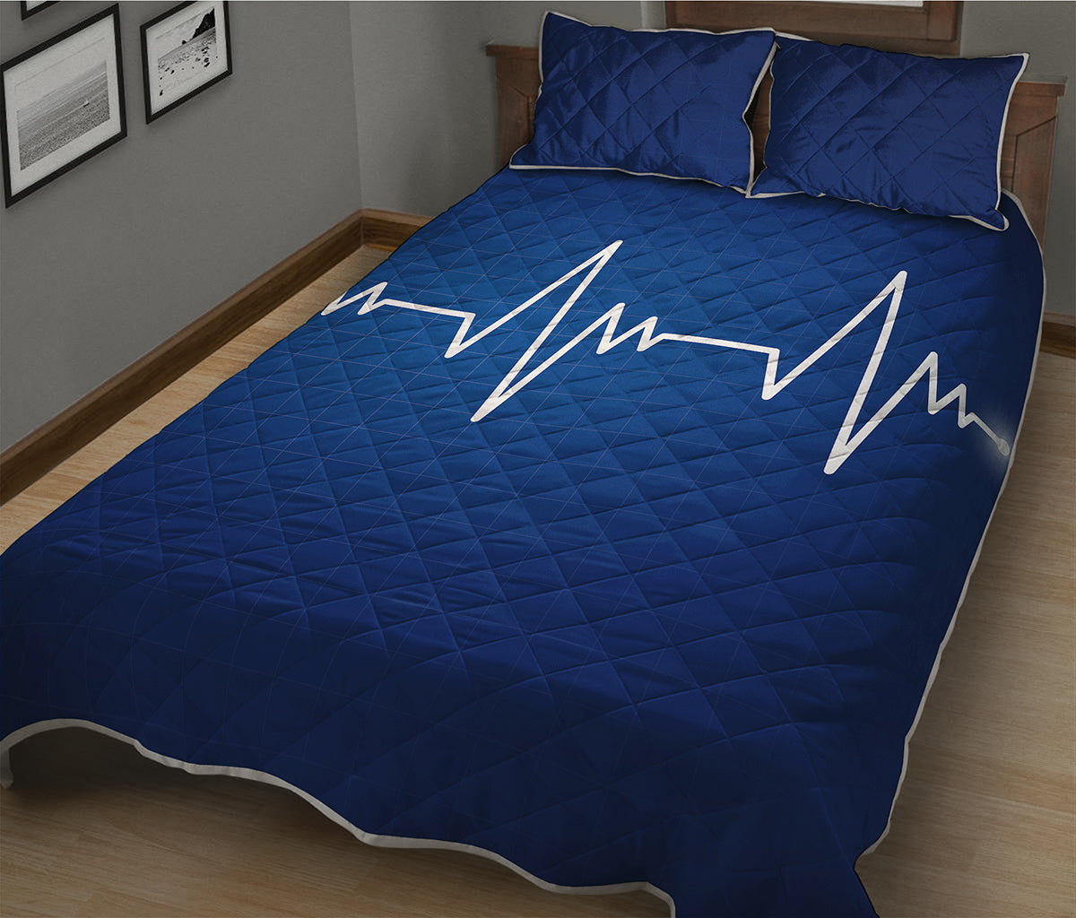Heartbeat Cardiogram Print Quilt Bed Set