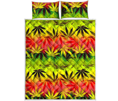 Hemp Leaf Reggae Pattern Print Quilt Bed Set
