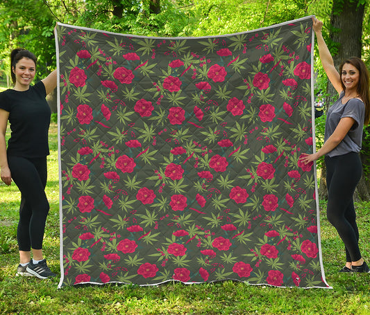 Hemp Leaves And Flowers Pattern Print Quilt