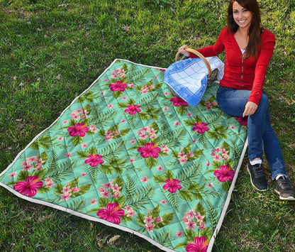 Hibiscus Plumeria Flowers Pattern Print Quilt