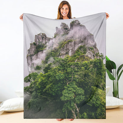 High Mountain Print Blanket