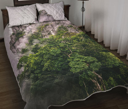 High Mountain Print Quilt Bed Set