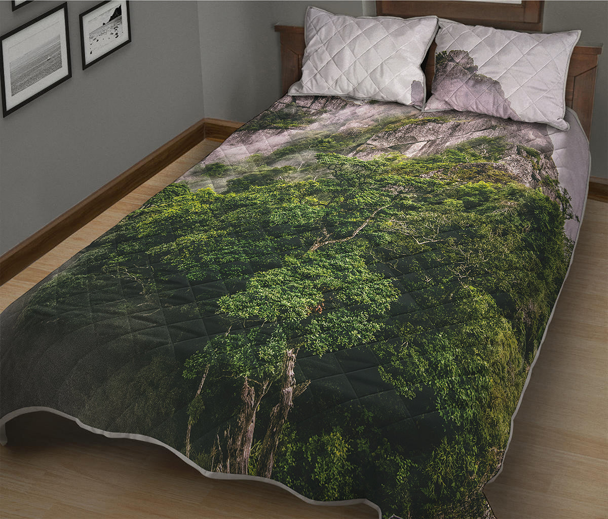 High Mountain Print Quilt Bed Set