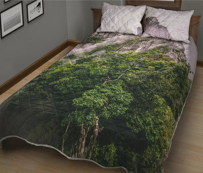 High Mountain Print Quilt Bed Set
