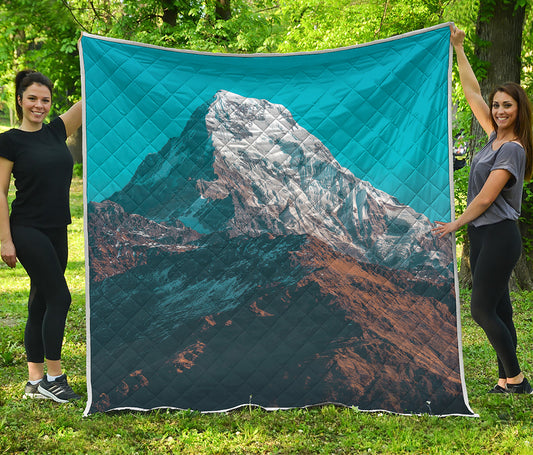 Himalaya Mountain Print Quilt