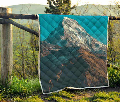 Himalaya Mountain Print Quilt