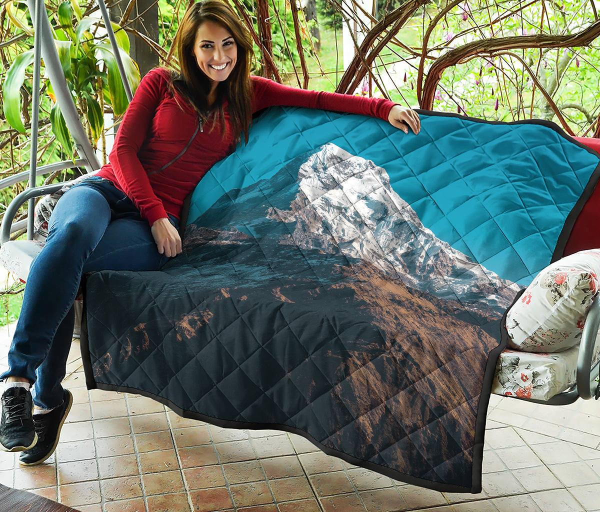Himalaya Mountain Print Quilt