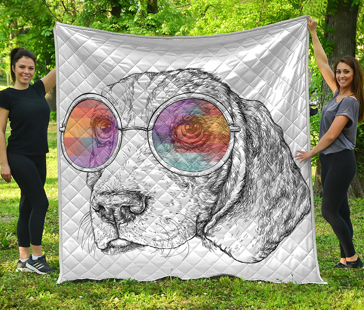 Hipster Beagle With Glasses Print Quilt