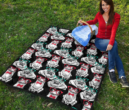 Hipster Frog Pattern Print Quilt