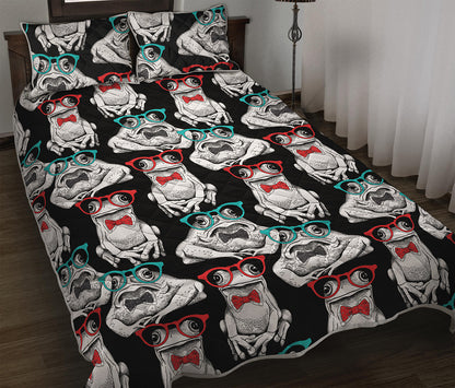 Hipster Frog Pattern Print Quilt Bed Set